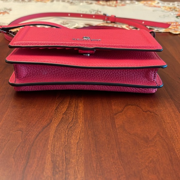 NWOT Michael Kors Jet Set Charm Small Phone Crossbody - Picture 6 of 15